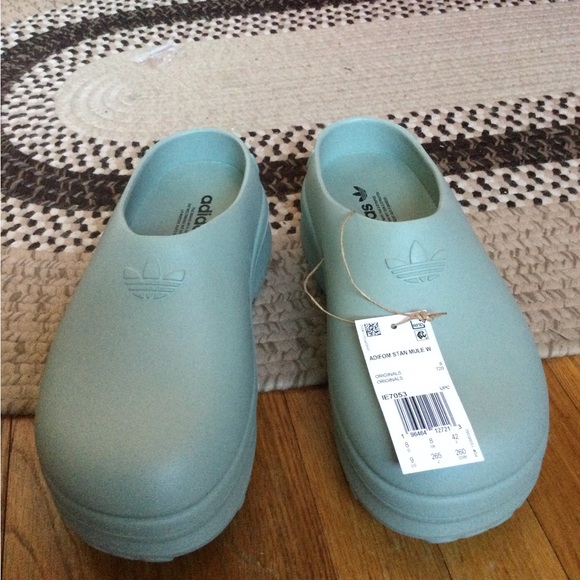 Adidas Adifom green mule - Picture 2 of 11